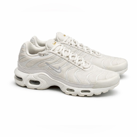 Nike Other - Nike Air Max Plus (GS) triple White Metallic Silver CW7044-100 Youth Size 6.5Y‌‌